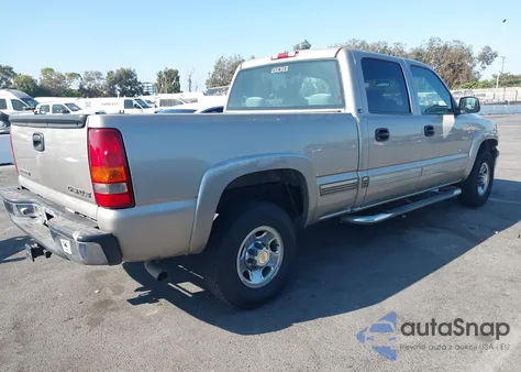 2001 Chevrolet Silverado 1500Hd Ls z USA, uszkodzony, nr VIN 1GCGC13U81F181468